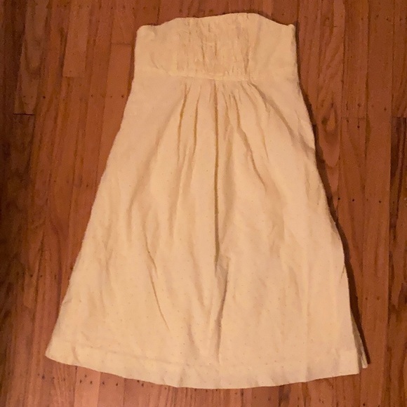 Lily Pulitzer yellow strapless dress. Size 6.